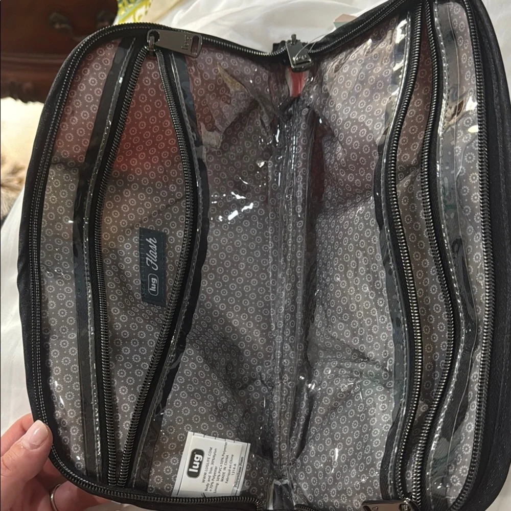 RARE: NWT Lug Flash & Clipper bundle in Sunset Palm Cosmetic Bag